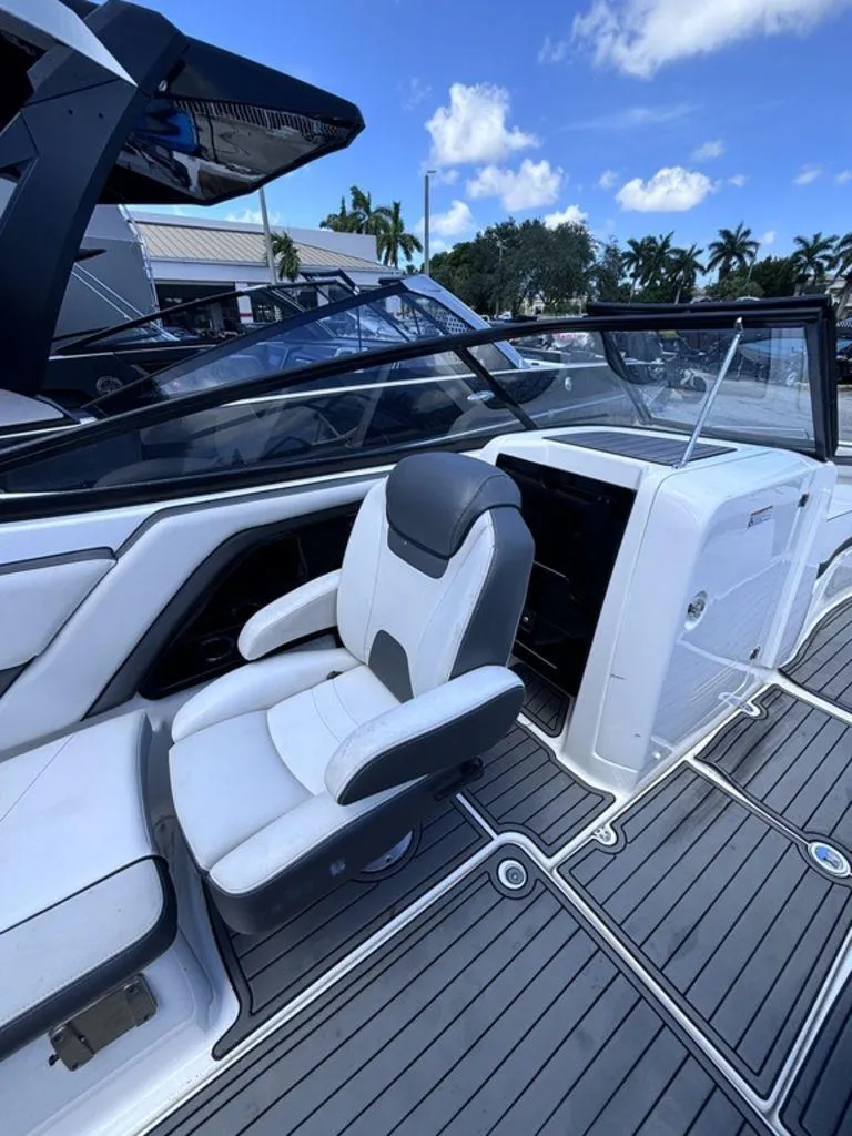 Slide: The Image of Yamaha AR240 2019 - 15