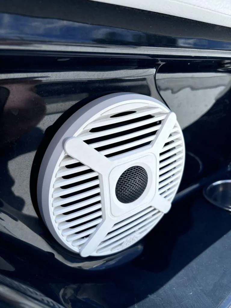 Slide: The Image of Yamaha AR240 2019 - 26