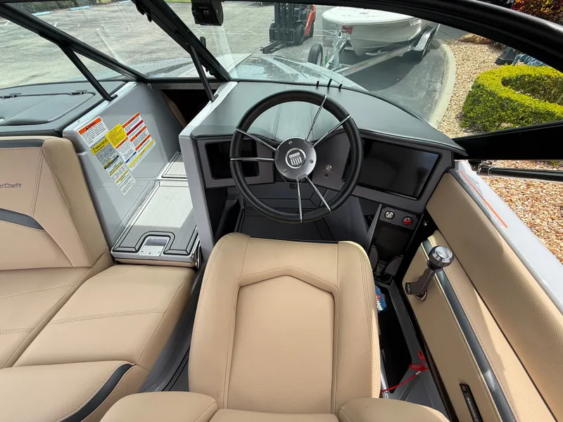 Slide: The Image of MasterCraft ProStar 2024 - 10