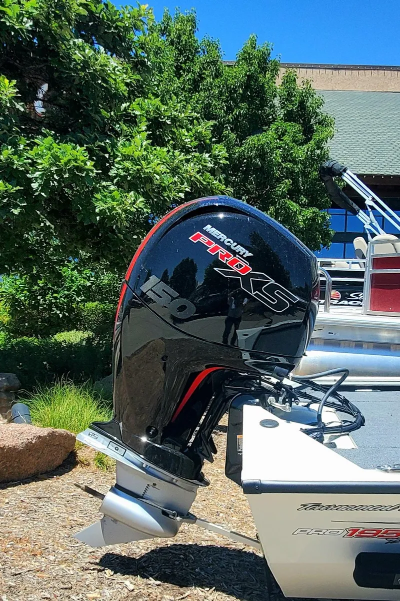 Slide: The Image of 2024 Tracker Pro Team 195 TXW Tournament Edition boat with Mercury Pro XS outboard motor. - 5