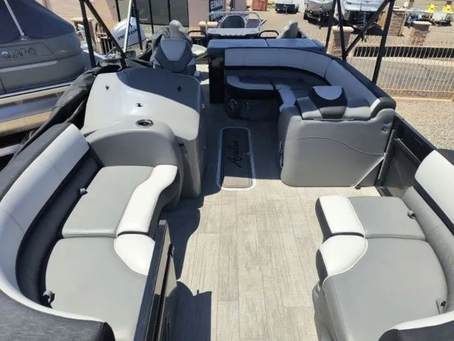 Slide: The Image of Avalon Catalina Rear Fish 23 FT 2024 - 17