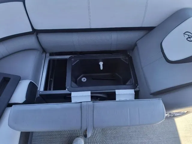 Slide: The Image of Avalon Catalina Rear Fish 23 FT 2024 - 20