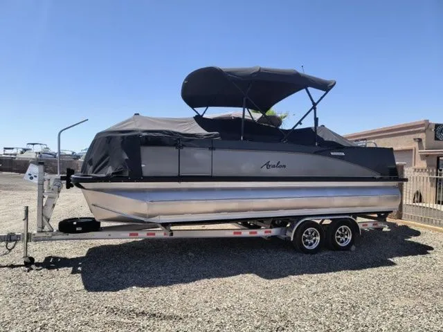 Slide: The Image of Avalon Catalina Rear Fish 23 FT 2024 - 3