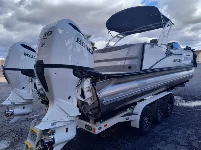 Slide: The Image of Avalon Catalina Windshield Twin 250's (500 HP) 2024 - 22