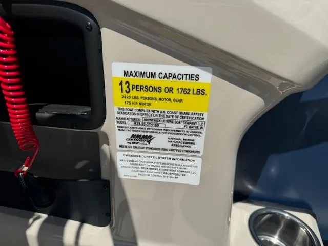 Slide: The Image of Maximum capacity label on 2024 Harris FloteBote 230 Cruiser SLDH, 13 persons or 1762 lbs. - 10