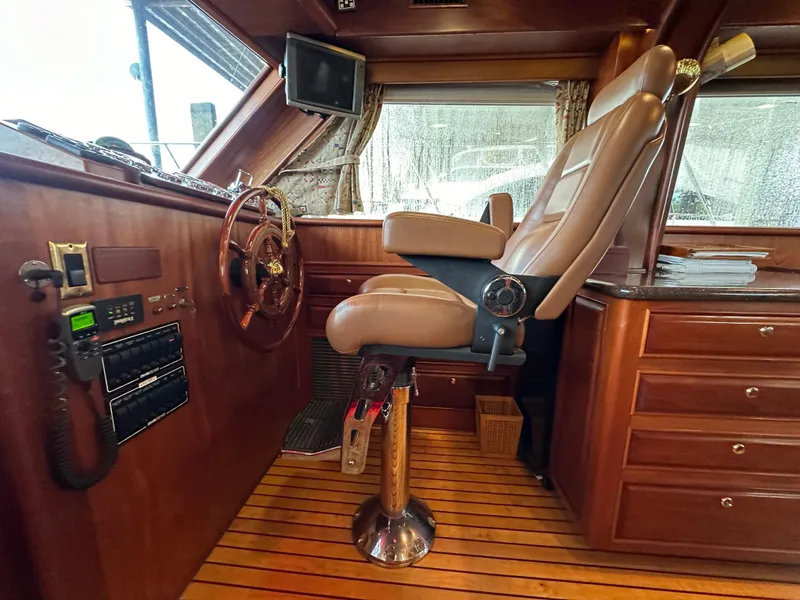 Slide: The Image of Bertram 58 Convertible 1980 - 57