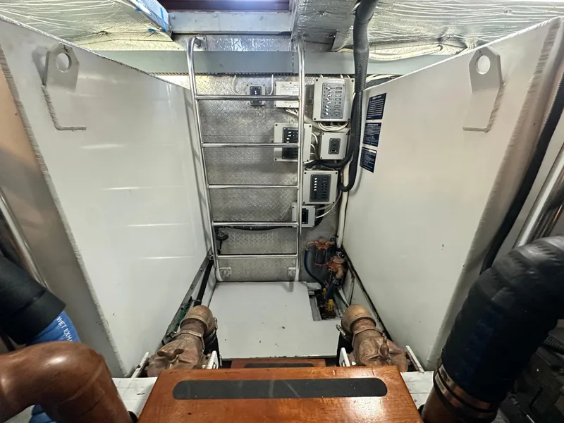 Slide: The Image of Bertram 58 Convertible 1980 - 93