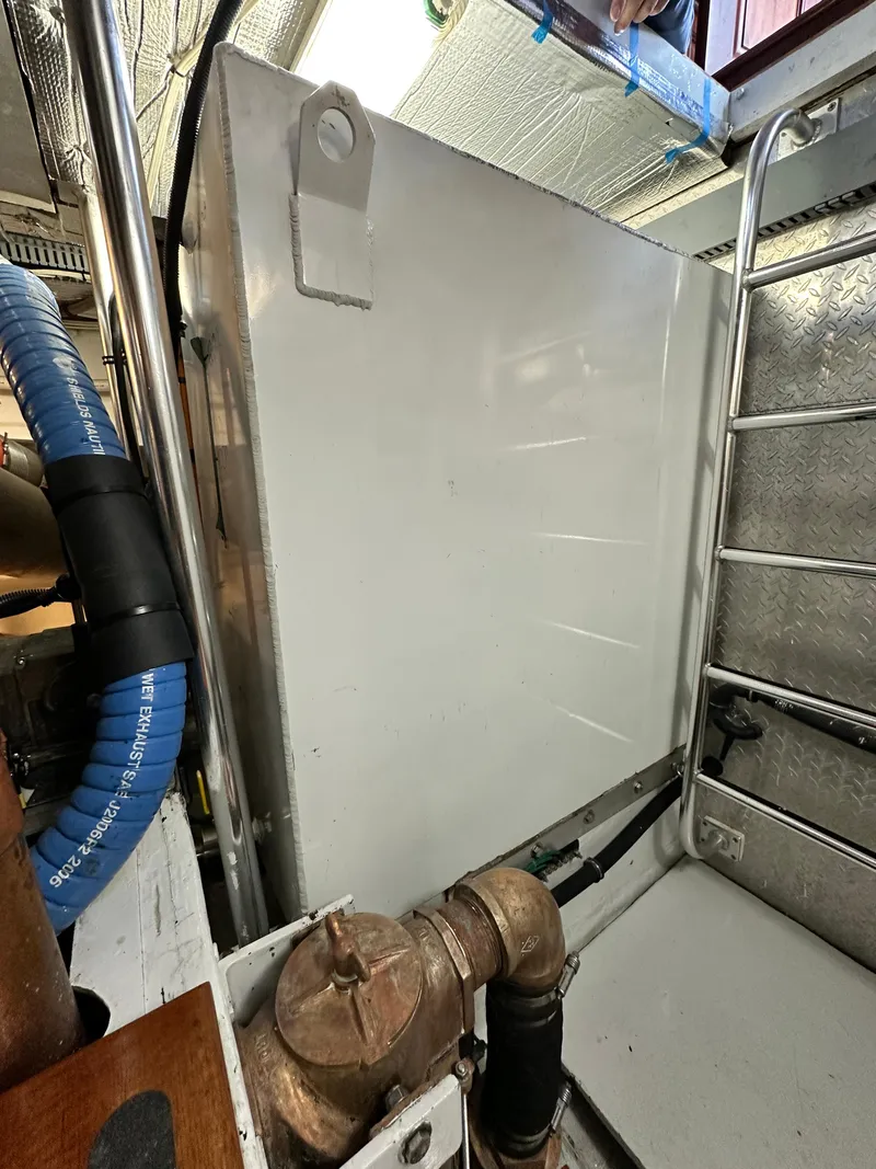 Slide: The Image of Bertram 58 Convertible 1980 - 94