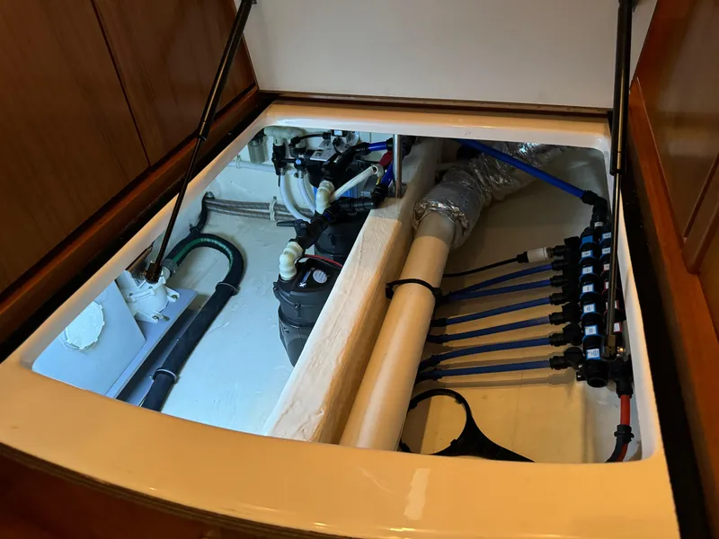 Slide: The Image of Water Pumps  - 100