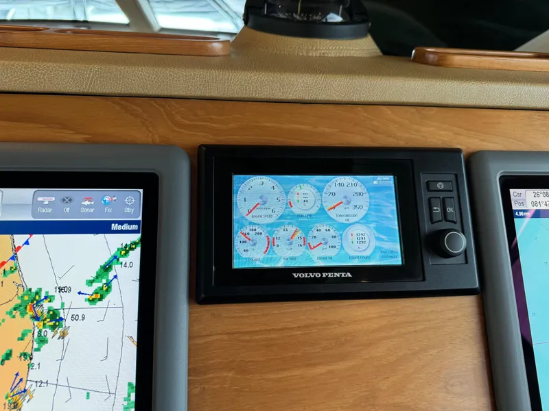 Slide: The Image of Volvo Display  - 37