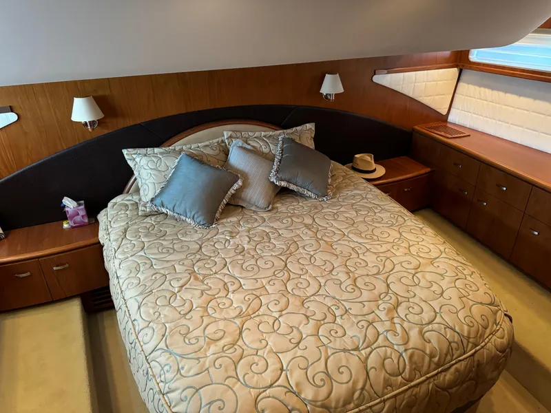 Slide: The Image of Master Stateroom  - 84