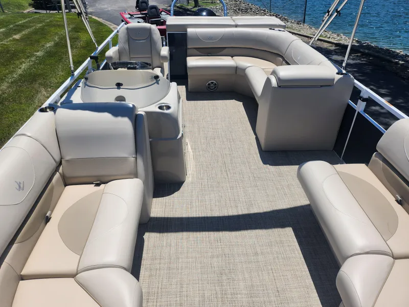 Slide: The Image of 2019 JC 222 Spirit pontoon boat with spacious seating and modern design. - 10