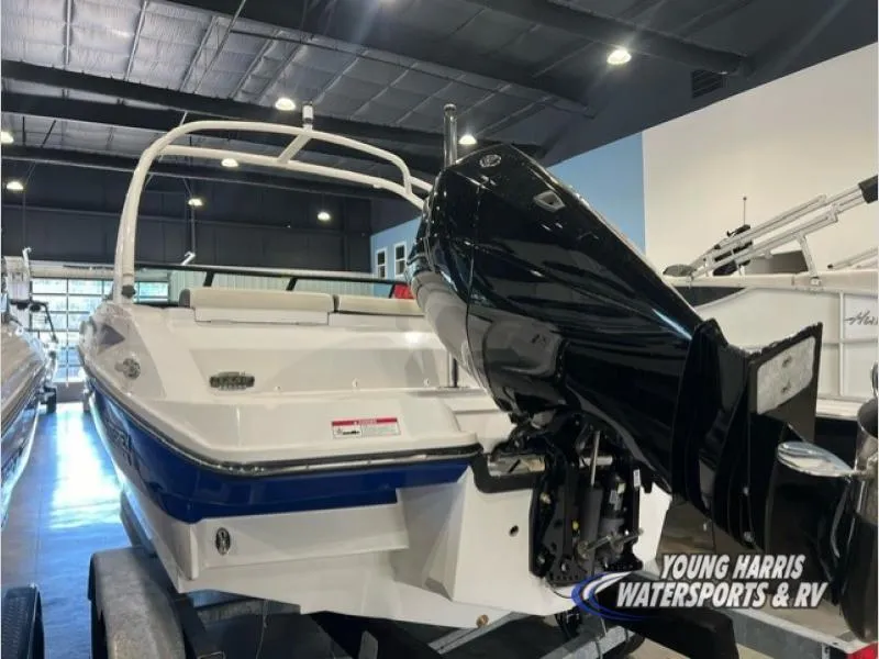 Slide: The Image of Monterey M-225 2024 - 20