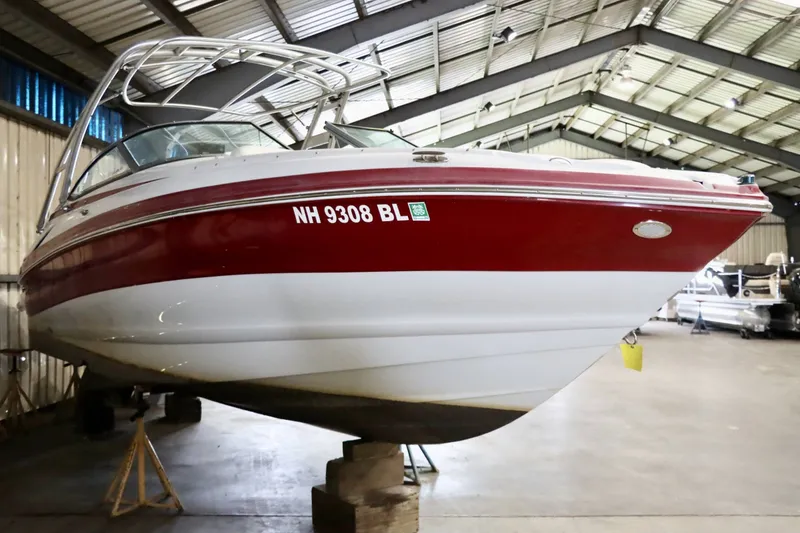 Slide: The Image of Crownline Boats 260 LS 2008 - 3