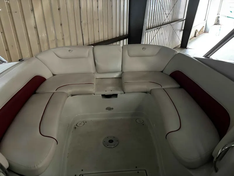 Slide: The Image of Crownline Boats 260 LS 2008 - 8