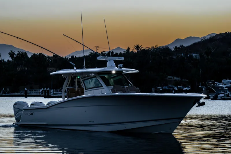 Slide: The Image of Scout 380 LXF 2020 - 104