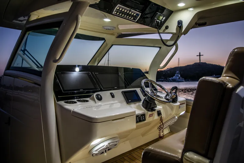 Slide: The Image of Scout 380 LXF 2020 - 105