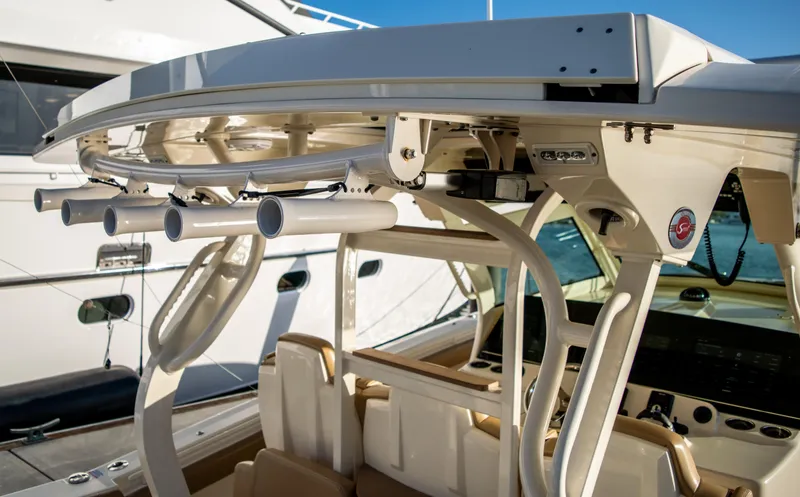 Slide: The Image of Scout 380 LXF 2020 - 65