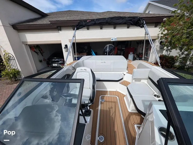 Slide: The Image of 2022 Sea Ray 190 SPX for sale in Apollo Beach, FL - 15