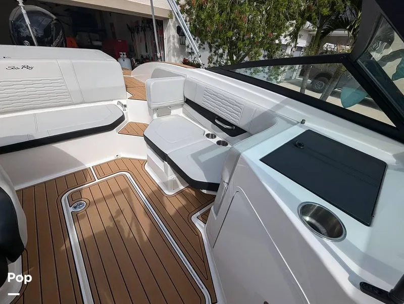 Slide: The Image of 2022 Sea Ray 190 SPX for sale in Apollo Beach, FL - 16