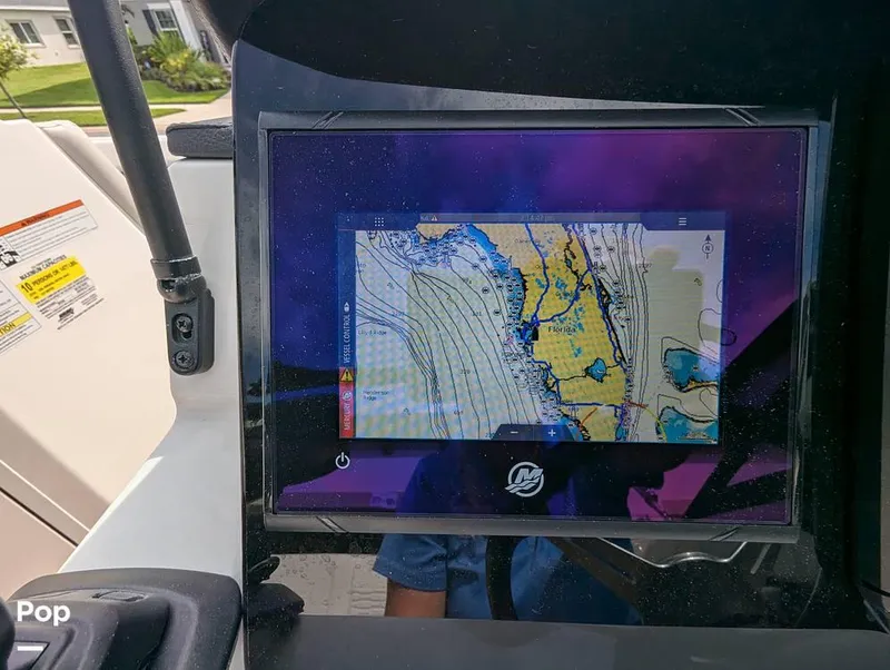 Slide: The Image of 2022 Sea Ray 190 SPX for sale in Apollo Beach, FL - 19