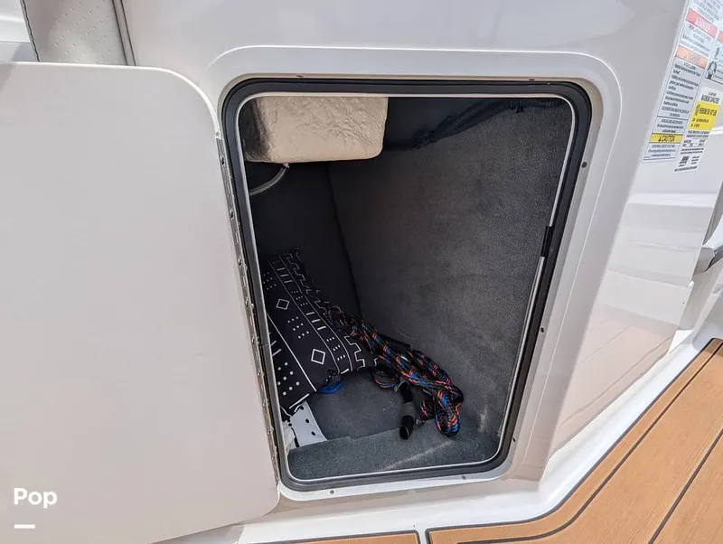 Slide: The Image of 2022 Sea Ray 190 SPX for sale in Apollo Beach, FL - 31