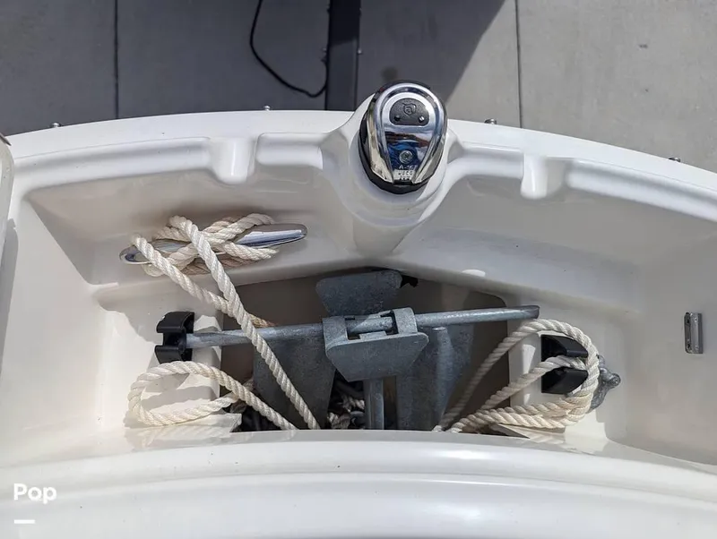 Slide: The Image of 2022 Sea Ray 190 SPX for sale in Apollo Beach, FL - 35