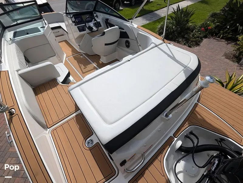 Slide: The Image of 2022 Sea Ray 190 SPX for sale in Apollo Beach, FL - 37