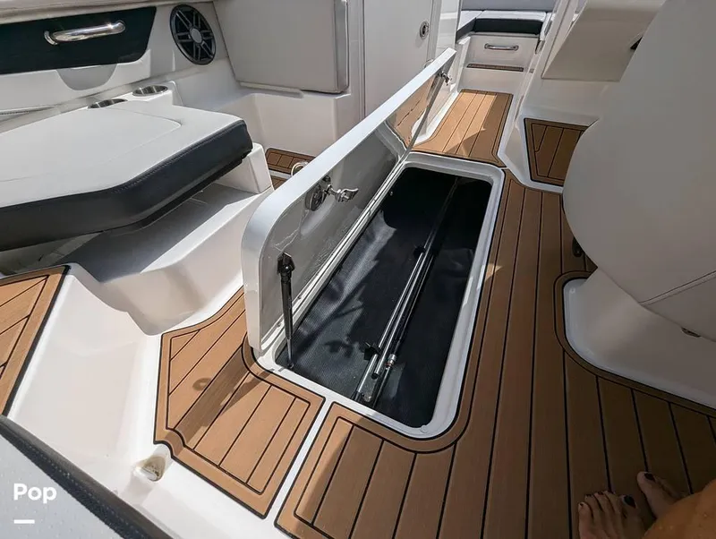 Slide: The Image of 2022 Sea Ray 190 SPX for sale in Apollo Beach, FL - 44