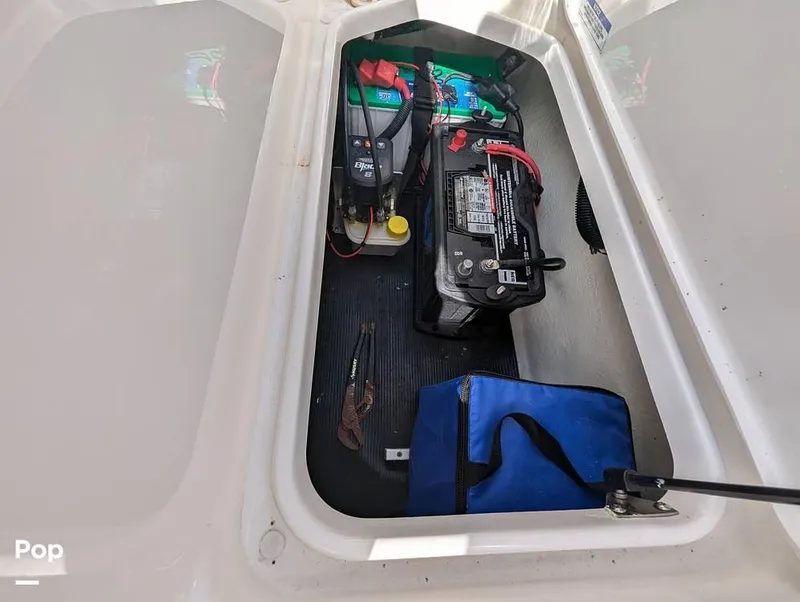 Slide: The Image of 2022 Sea Ray 190 SPX for sale in Apollo Beach, FL - 46