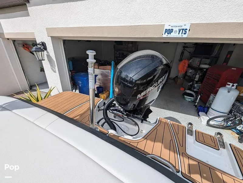 Slide: The Image of 2022 Sea Ray 190 SPX for sale in Apollo Beach, FL - 50