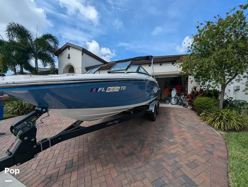 Slide: The Image of 2022 Sea Ray 190 SPX for sale in Apollo Beach, FL - 55