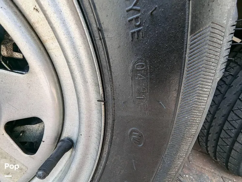 Slide: The Image of 2022 Sea Ray 190 SPX for sale in Apollo Beach, FL - 59