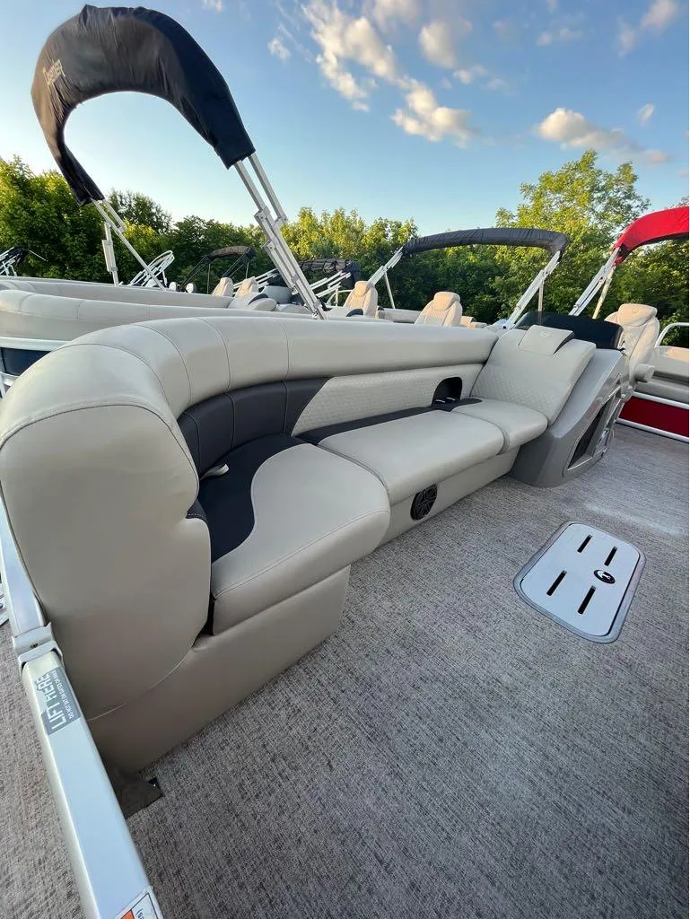 Slide: The Image of Premier 250 SunSation RL 2022 - 19