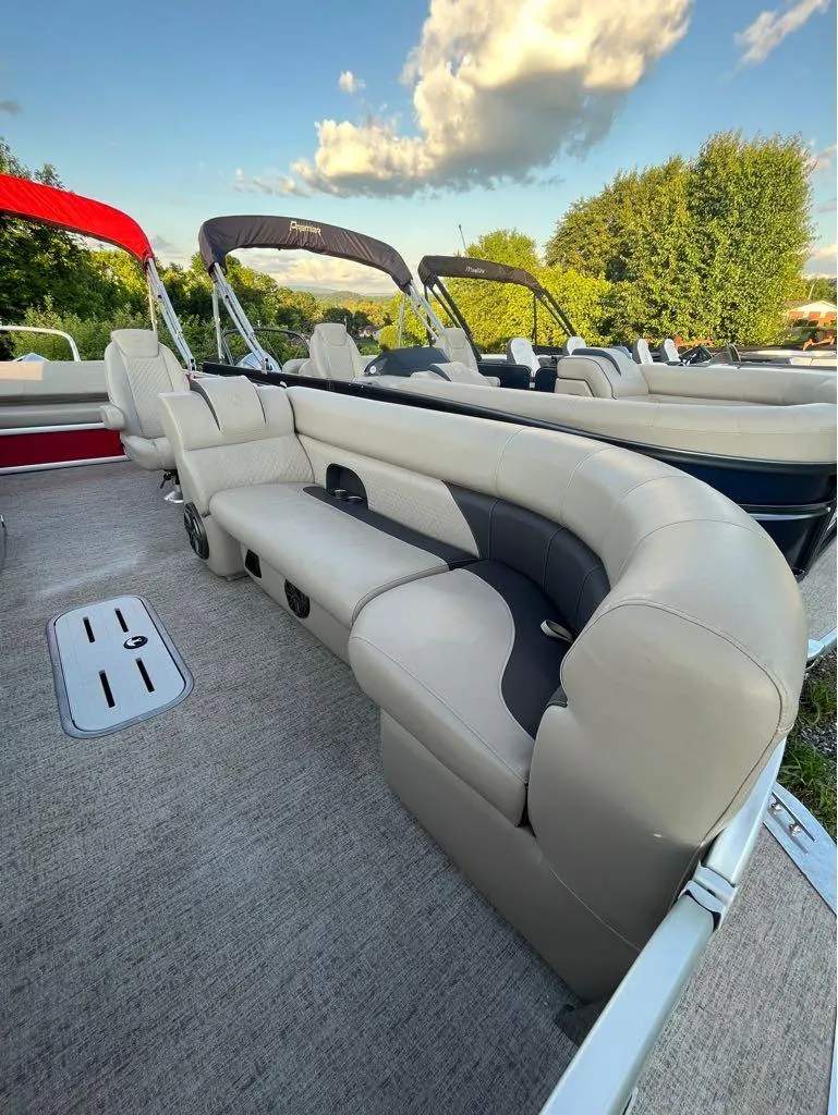 Slide: The Image of Premier 250 SunSation RL 2022 - 24