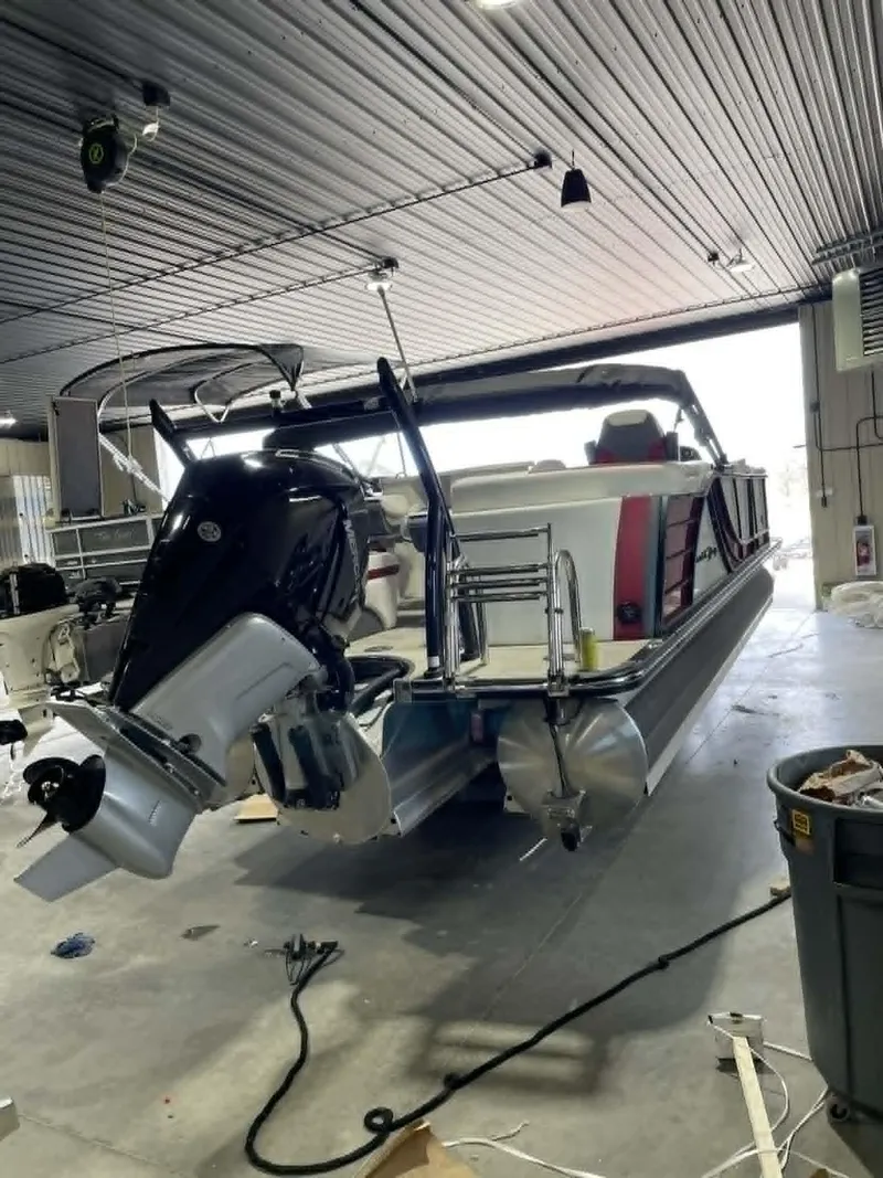 Slide: The Image of Southbay 525E 30 2023 - 11