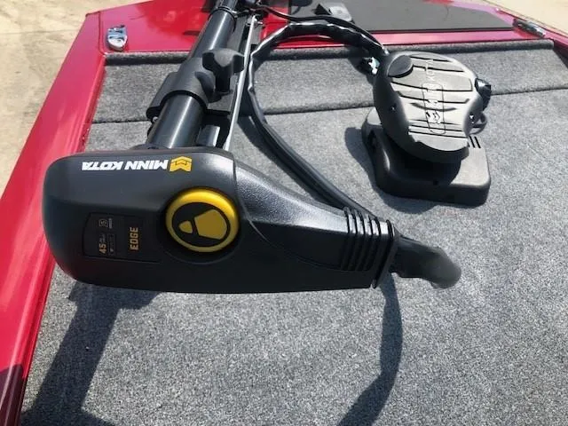 Slide: The Image of 2024 Tracker Pro 170 boat with Minn Kota trolling motor. - 9