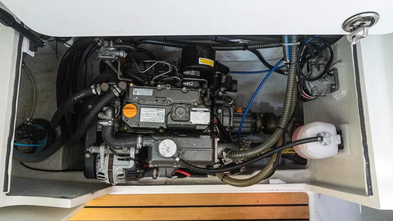 Slide: The Image of Custom Current Marine 46 2022 - 56