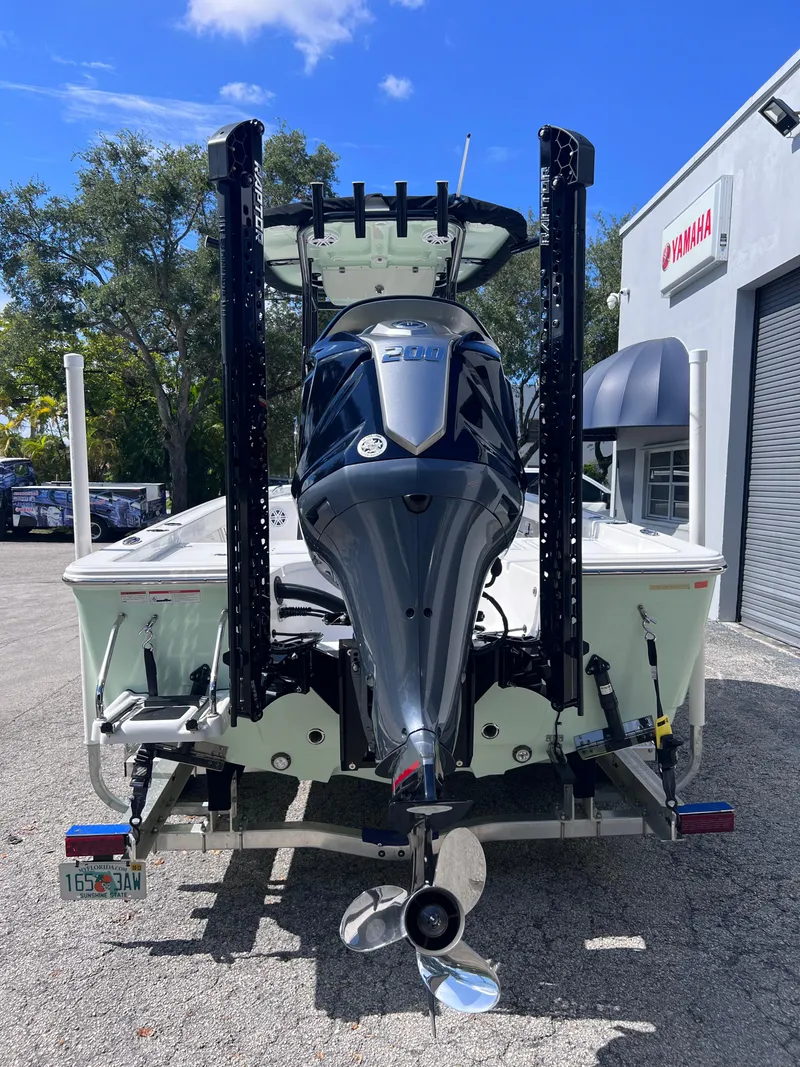 Slide: The Image of 2022 Sportsman Masters 227 Bay Boat with Yamaha outboard motor. - 7