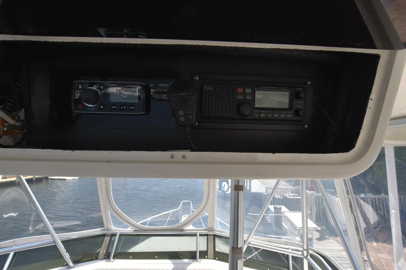 Slide: The Image of Cabo 35 Flybridge 1994 - 65