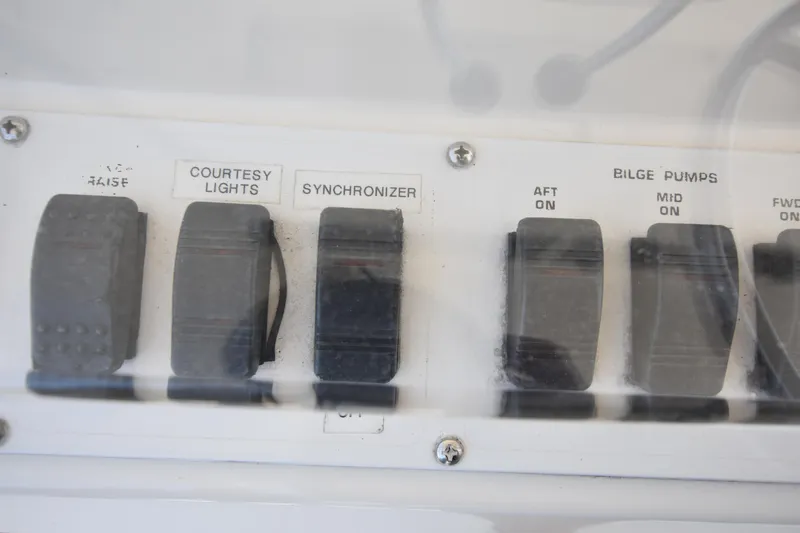 Slide: The Image of Cabo 35 Flybridge 1994 - 70