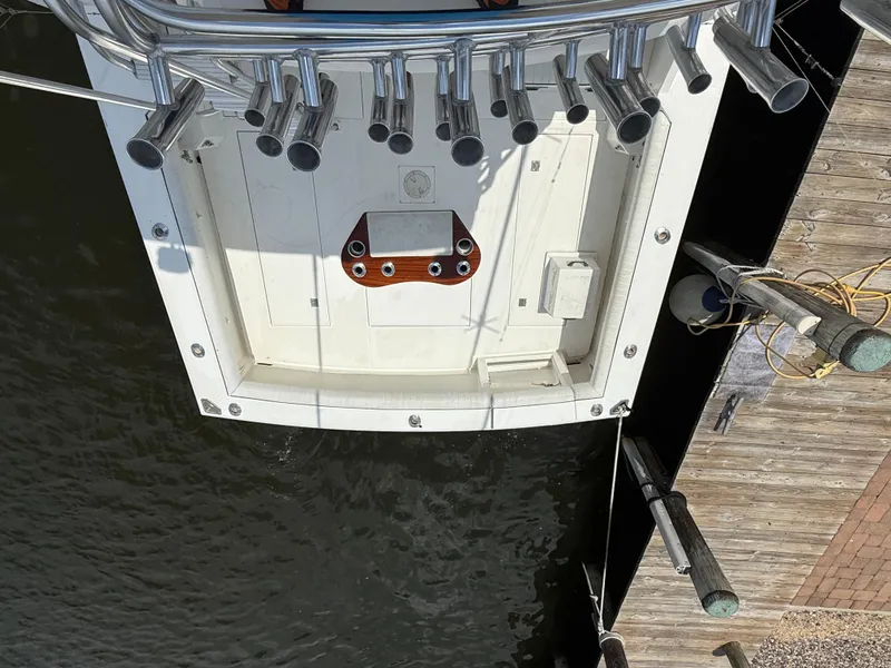 Slide: The Image of Cabo 35 Flybridge 1994 - 93