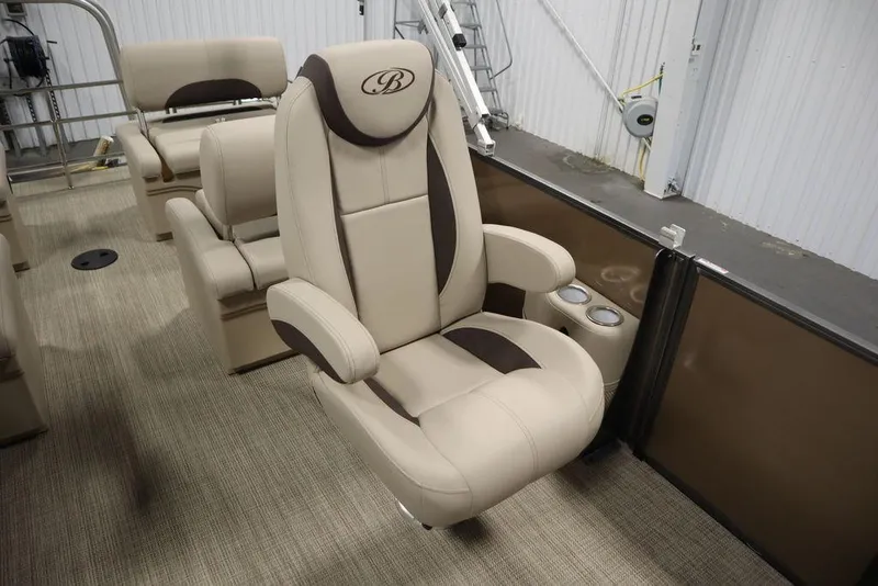 Slide: The Image of Luxurious seating on 2025 Bentley Pontoons 223 QSB Tri-Toon with beige upholstery. - 36