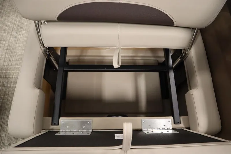 Slide: The Image of Bentley Pontoons 223 QSB Tri-Toon 2025 - 55