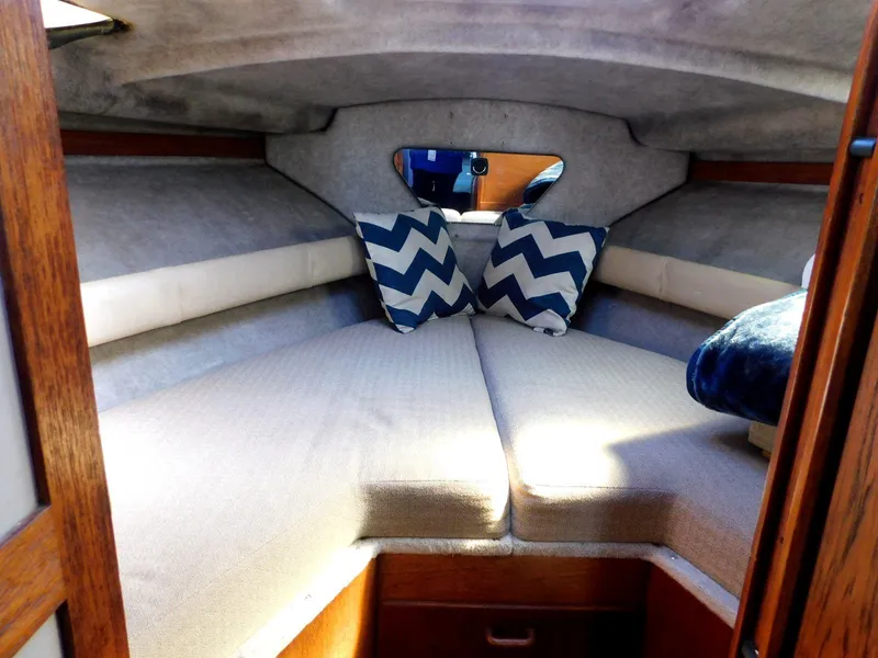 Slide: The Image of Cruisers 2980 Esprit 1988 - 15