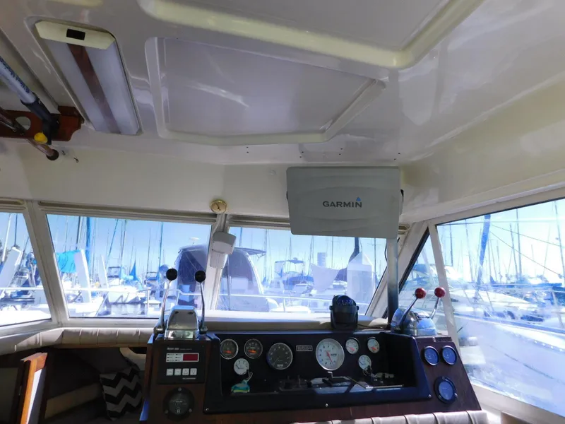 Slide: The Image of Cruisers 2980 Esprit 1988 - 20