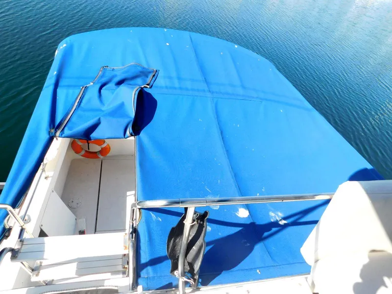 Slide: The Image of Cruisers 2980 Esprit 1988 - 28