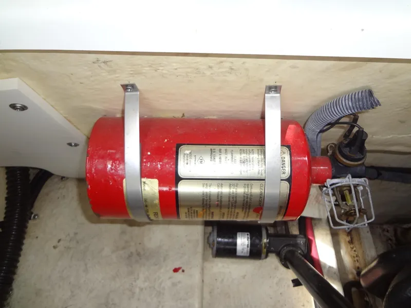 Slide: The Image of Formula 240 Bowrider 2007 - 51