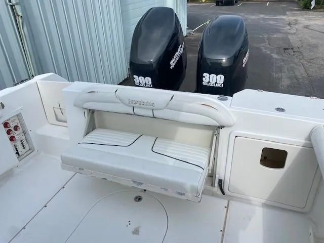 Slide: The Image of 2008 Everglades 290 CC boat with dual Suzuki 300 outboard engines. - 13