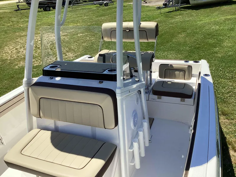 Slide: The Image of Yamaha 190 FSH Sport 2021 - 6